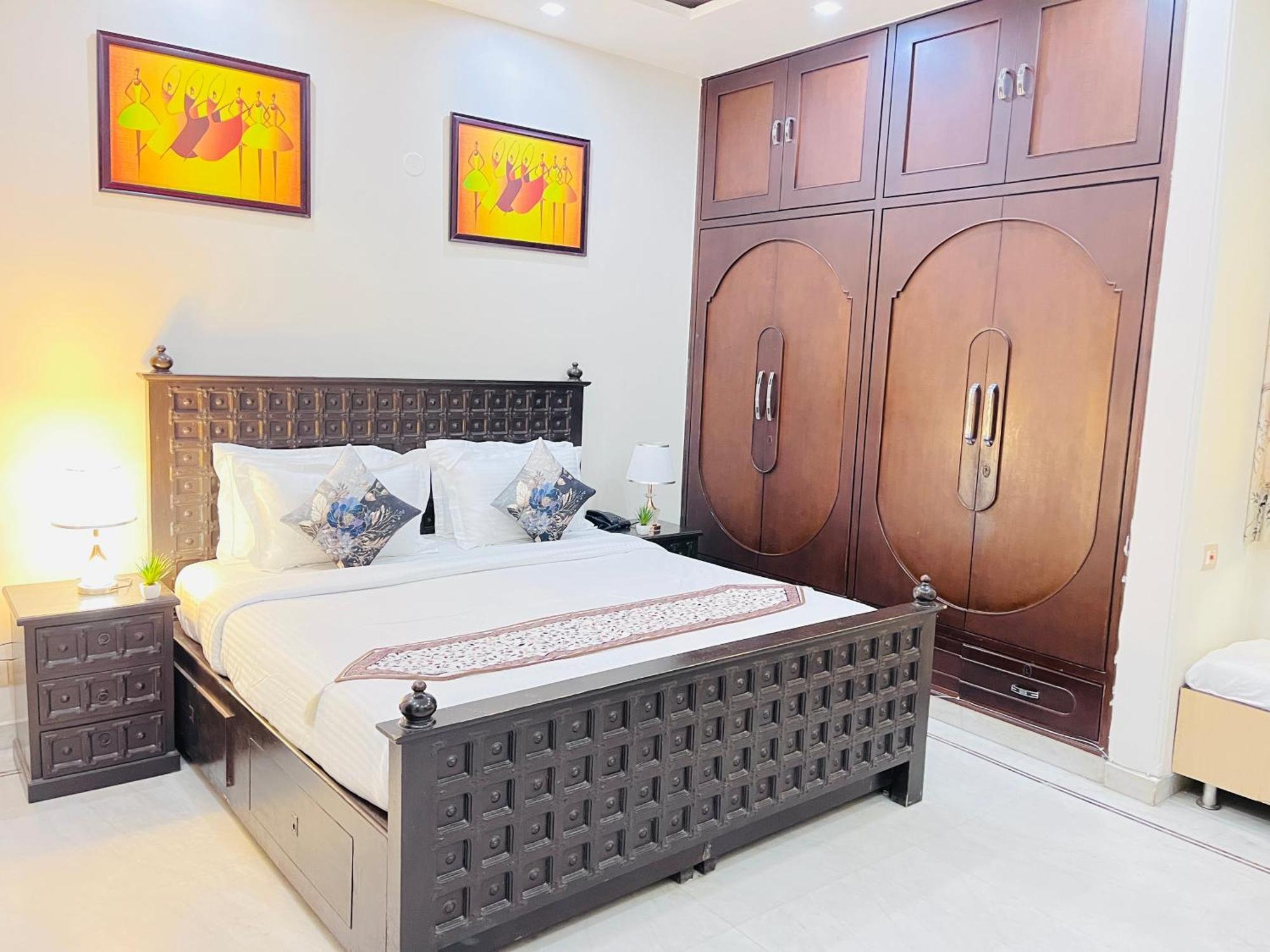 Hotel South - Park Near Hauz Khas South Delhi New Delhi