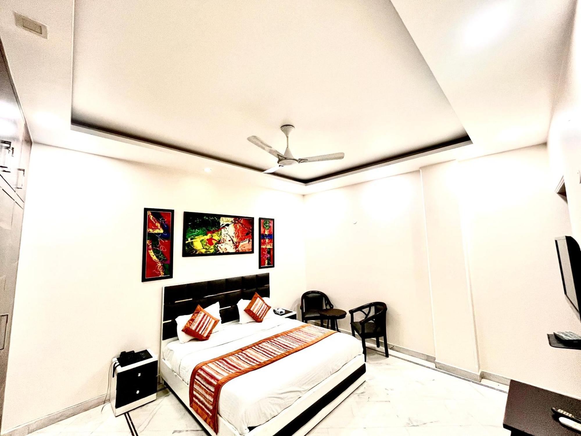 South - Park South Delhi Hotel 3*